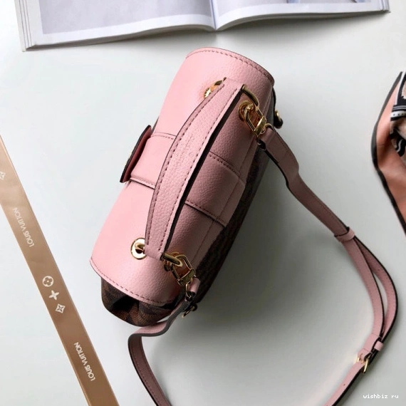 WIS CHANELapton Vuitton Louis Backpack 0826